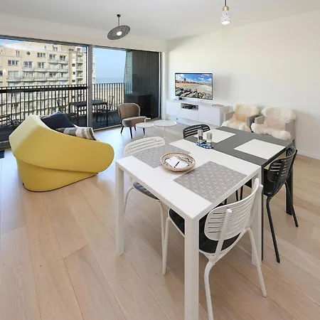 Amazing In With Heated Swimming Pool Daire *