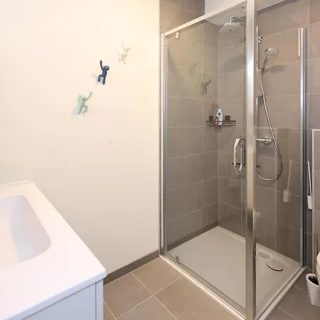 Amazing In With Heated Swimming Pool Daire *